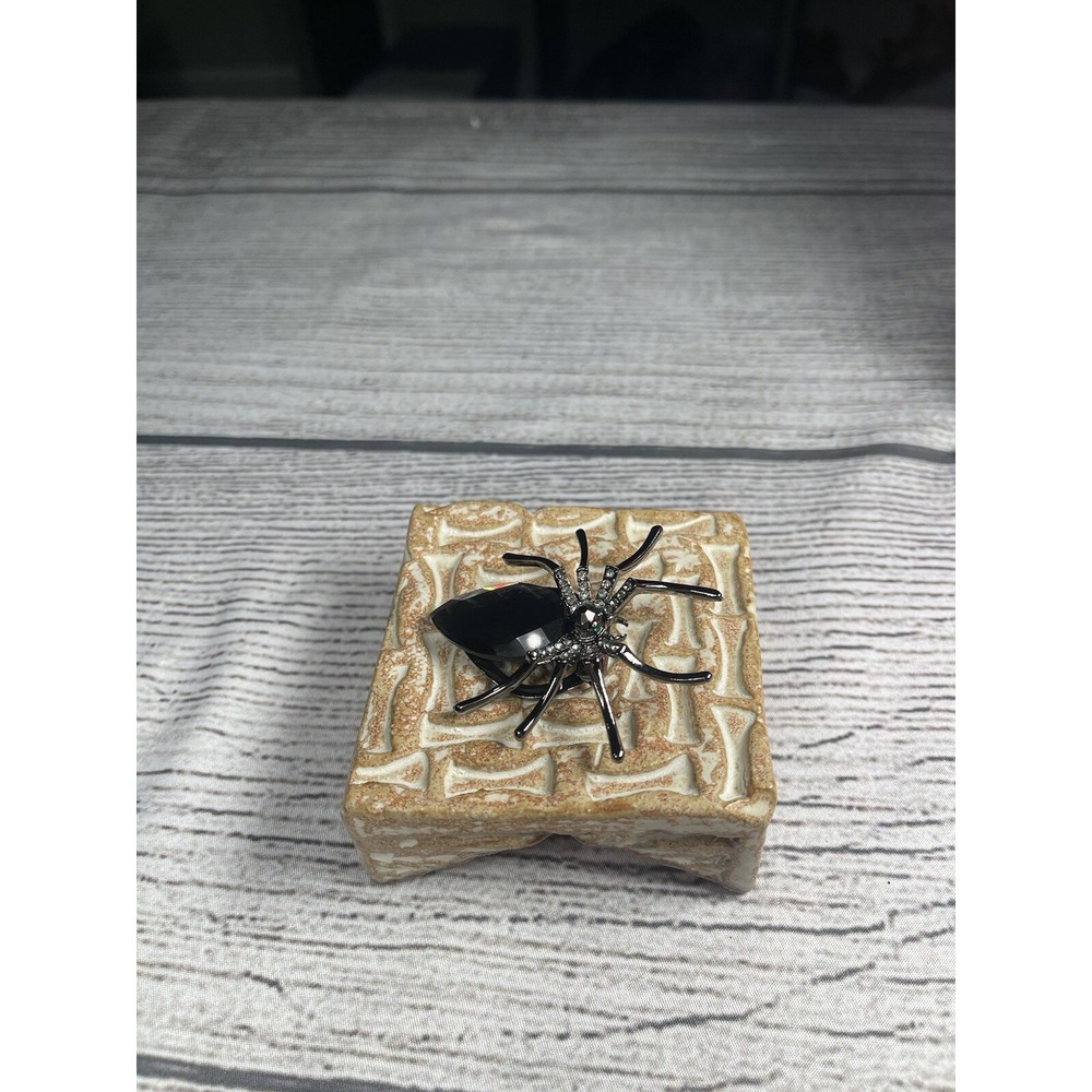 Rose Gold Tone Blue Crystal Spider‎ Rhinestone Scarf Clip